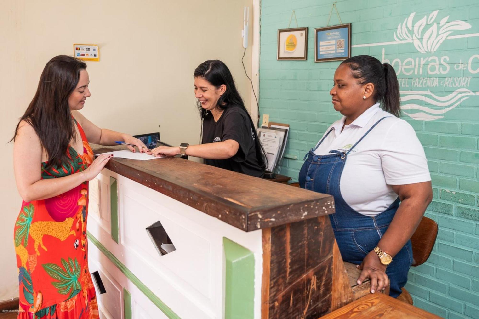 Hotel Fazenda Cachoeiras De Cavaru Vassouras Bagian luar foto