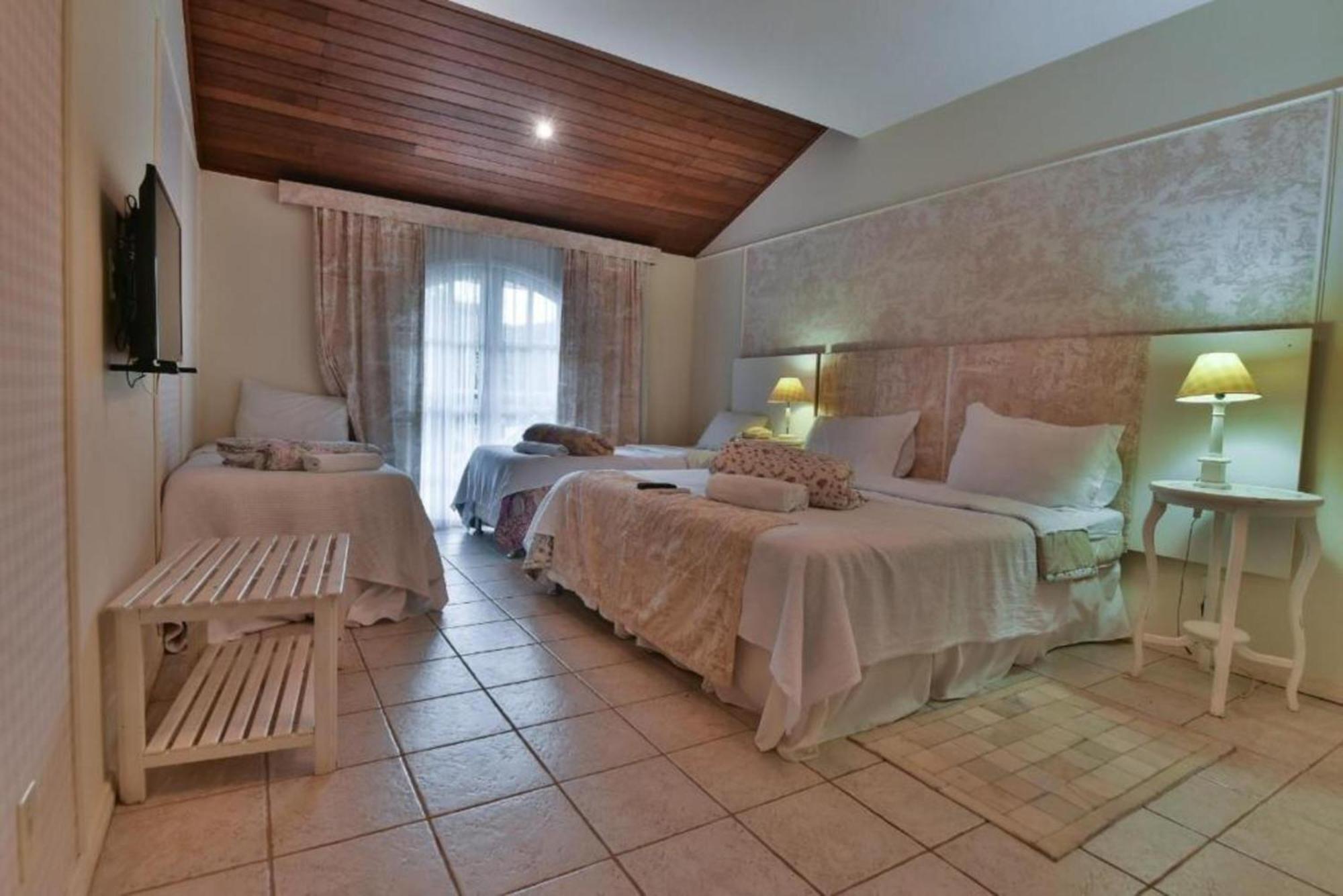 Hotel Fazenda Cachoeiras De Cavaru Vassouras Bagian luar foto